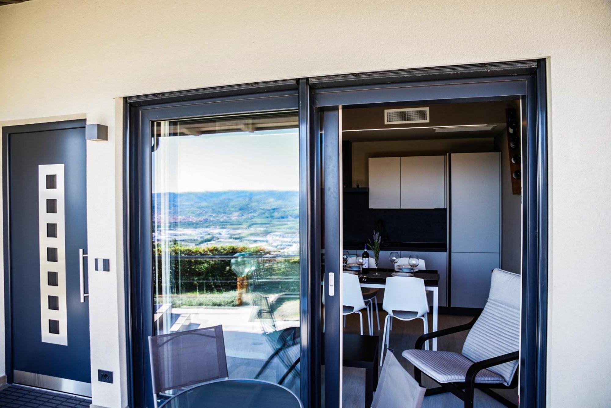 Vista Langhe - Cerratohouses グアレーネ エクステリア 写真
