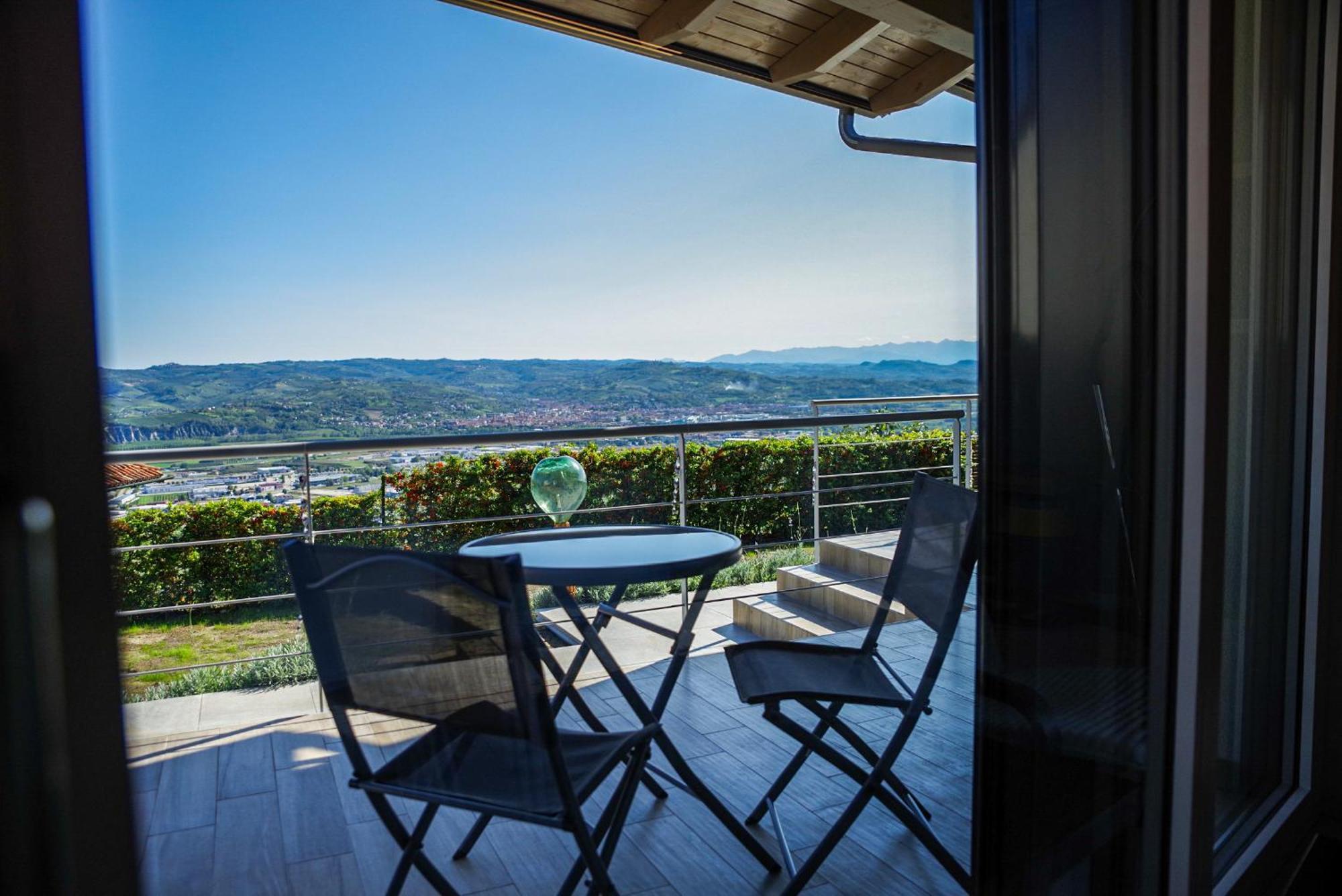 Vista Langhe - Cerratohouses グアレーネ エクステリア 写真